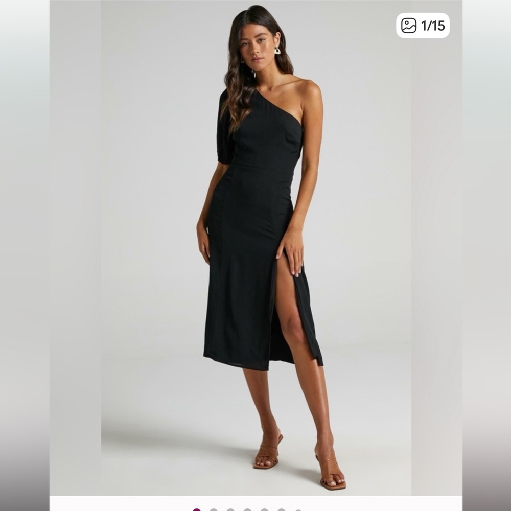 SHOWPO TATIANA MIDI DRESS - ONE
SHOULDER THIGH SPLIT DRESS IN BLACK 10